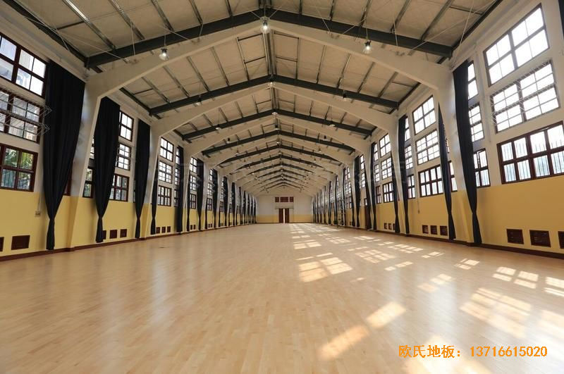 福建中国女排中国队训练基地排球场馆运动地板安装案例