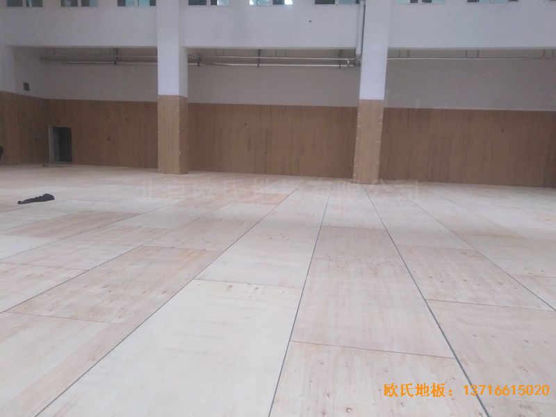 青岛黄岛区滨海街道中心小学体育木地板铺装案例