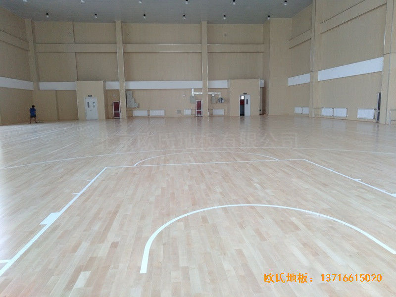山东济南雪山小学篮球馆体育地板铺装案例2