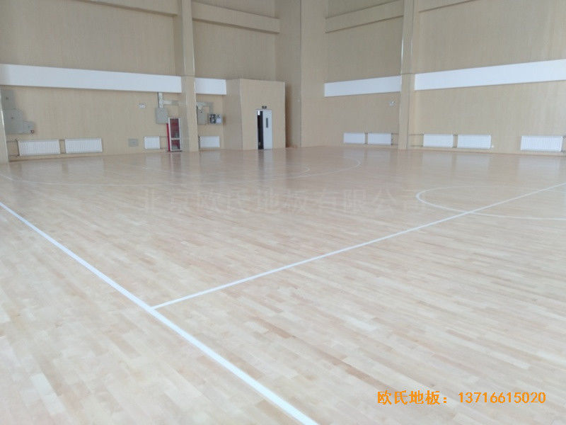 山东济南雪山小学篮球馆体育地板铺装案例4