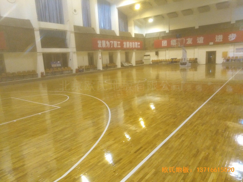 山西璐安集团篮球馆运动木地板铺装案例2