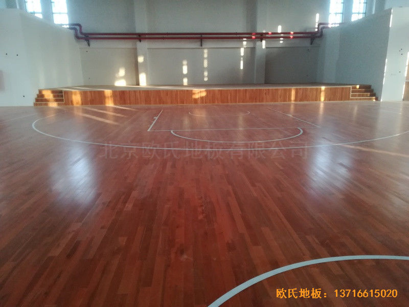 江苏连云港徐圩小学篮球馆体育地板施工案例0