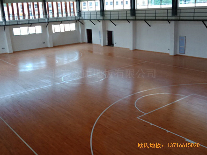 江西新余渝水七小篮球馆运动地板施工案例5