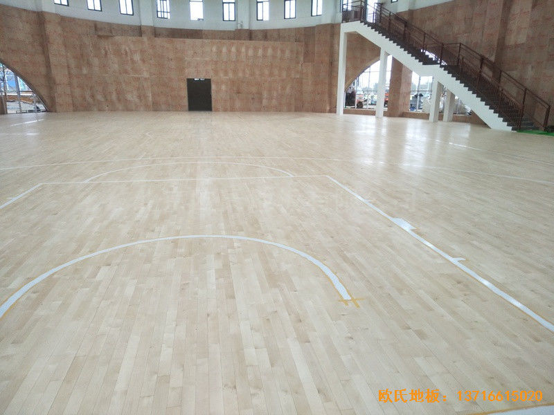 江西荣江金色春城小学运动馆体育地板铺装案例5