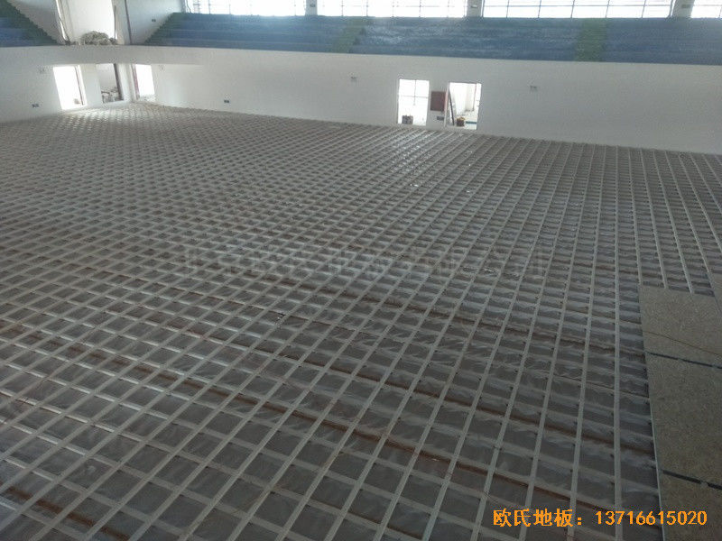 江西赣州天娇中学运动馆运动木地板施工案例2