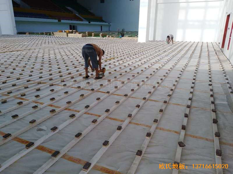 江西鄱阳县鄱阳体育馆体育木地板铺装案例1