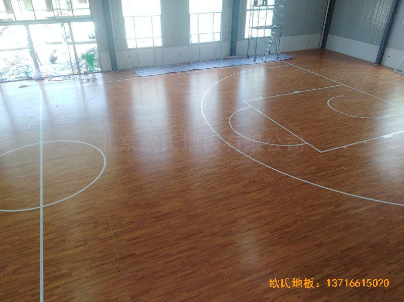 江西鹰潭中级人民法院篮球馆运动木地板铺装案例0