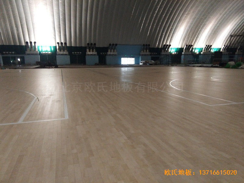 河北华中温泉假日酒店篮球馆运动木地板铺装案例3