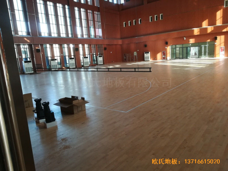 河南较好的中学篮球馆体育地板铺设案例4