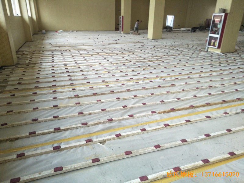 九江德安县第三小学运动馆运动地板施工案例1
