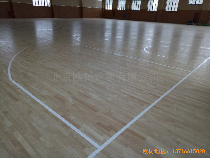 浙江台州路北街道篮球馆运动地板铺设案例0