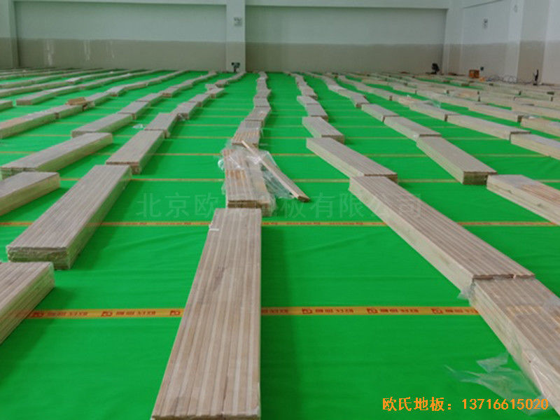 深圳北环中学运动馆体育地板施工案例2