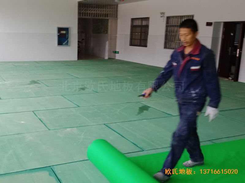湖南衡阳铁一中运动馆体育地板铺设案例1