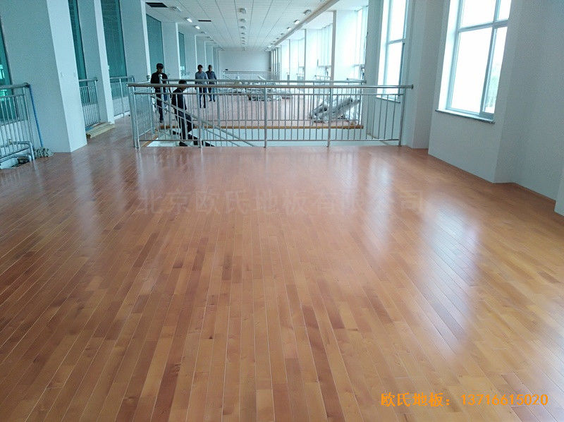 甘肃酒泉运动场所运动木地板安装案例5