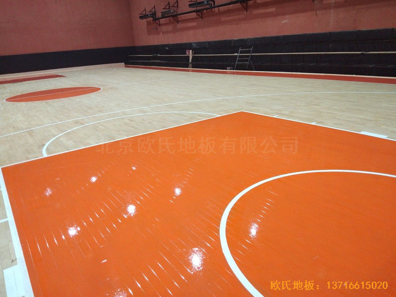 石家庄青园街电信营业厅对面篮球馆体育木地板铺设案例5
