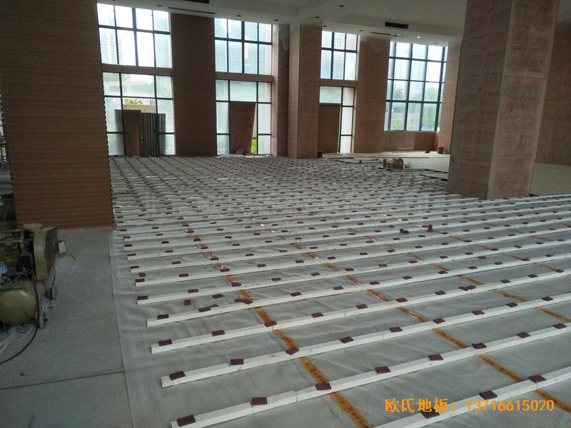 福建泉州海关桥南运动场体育地板铺装案例1