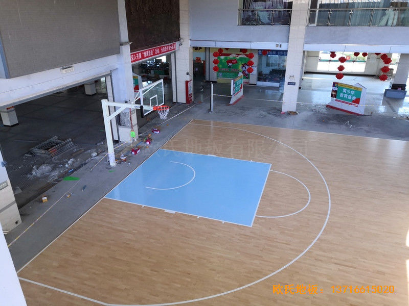 福建龙岩罗龙西路269号篮球馆体育地板施工案例0