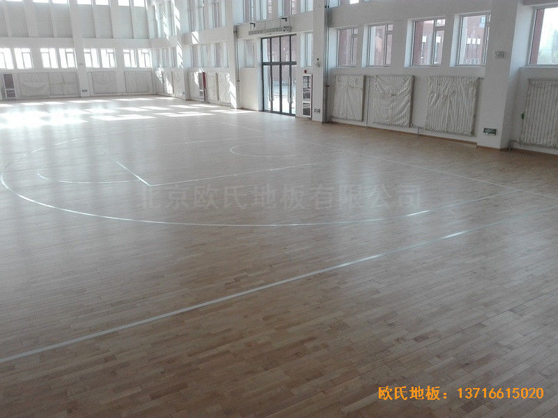 银川北塔中学篮球馆体育木地板安装案例0