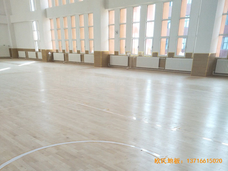 银川第二十九中学篮球馆体育地板安装案例4