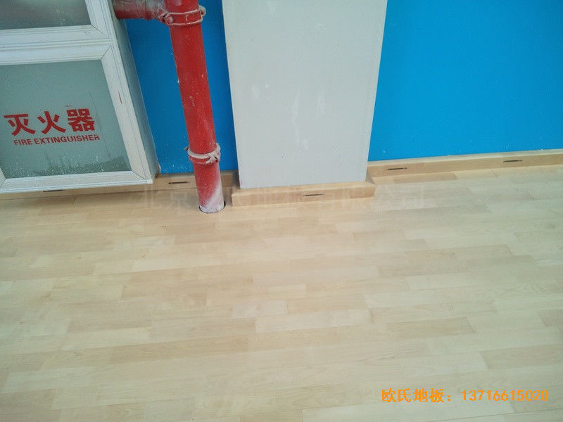 云南文山州文山学院体育馆运动木地板安装案例4