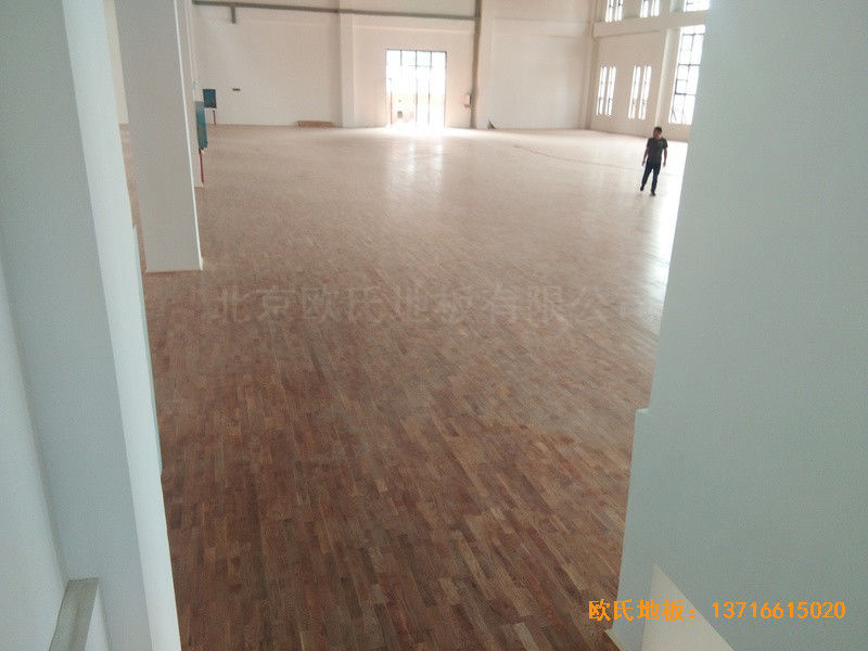 长沙开福区福鑫苑幼儿园运动馆体育木地板施工案例2