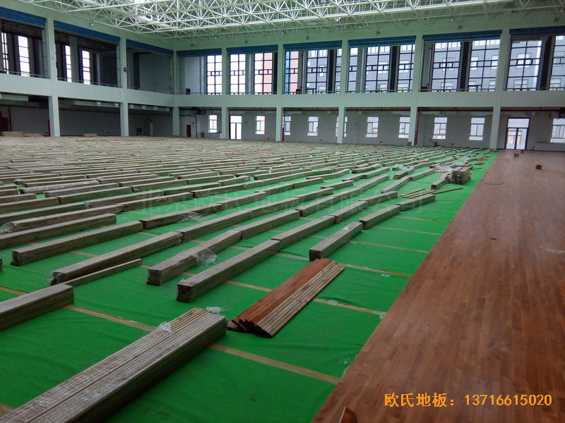 陕西安康职业技术学院篮球馆体育地板铺装案例2