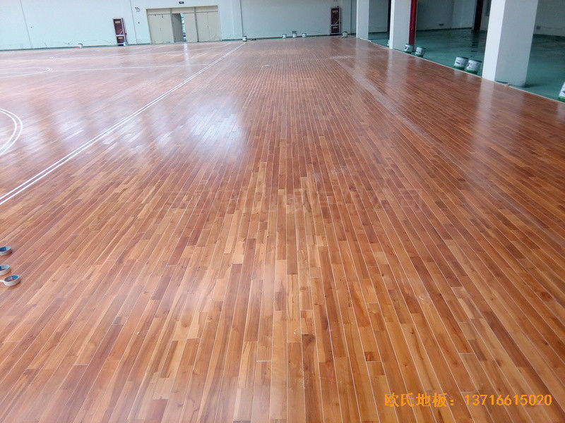 陕西安康职业技术学院篮球馆体育地板铺装案例4