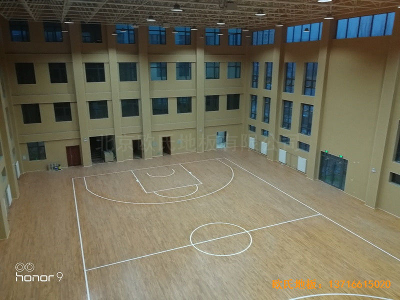 青海西宁大通消防大队篮球馆体育地板铺设案例4
