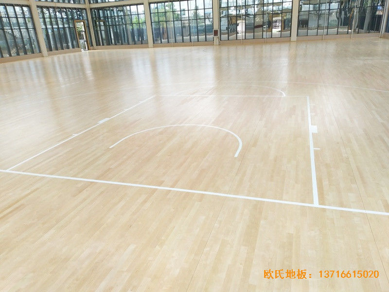 云南罗平县人民法院运动馆运动地板铺设案例2