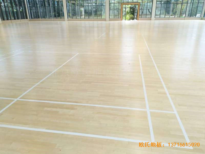 云南罗平县人民法院运动馆运动地板铺设案例3