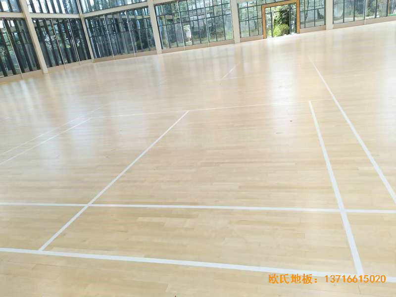 云南罗平县人民法院运动馆运动地板铺设案例4