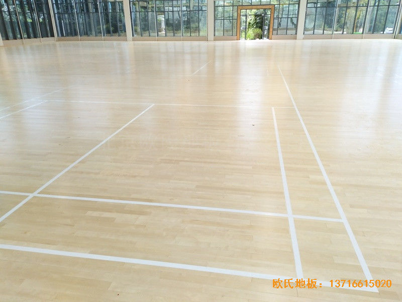 云南罗平县人民法院运动馆运动地板铺设案例5