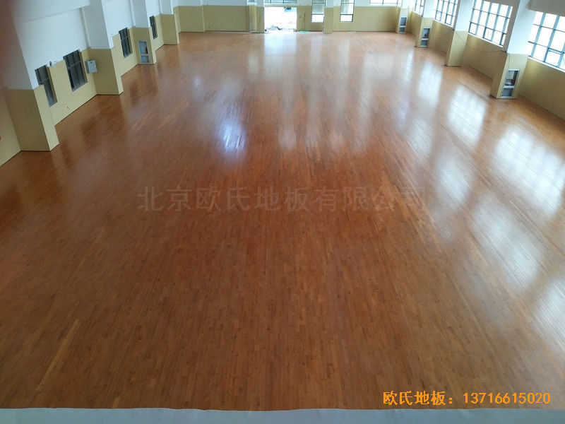云南蒙自师范体育馆运动地板安装案例0