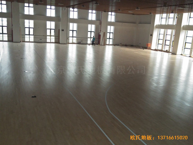 北京师范大学篮球馆体育木地板铺装案例0