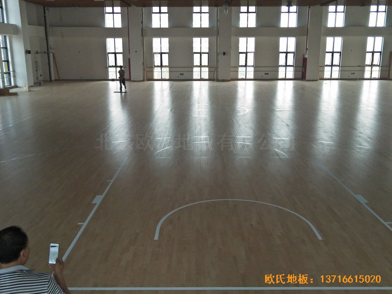 北京师范大学篮球馆体育木地板铺装案例5