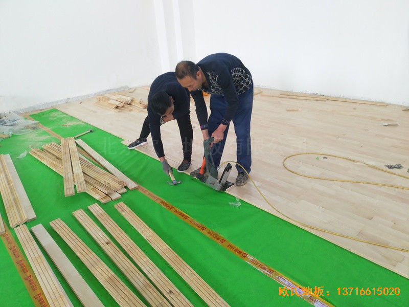 南京浦口党校篮球馆体育地板施工案例2