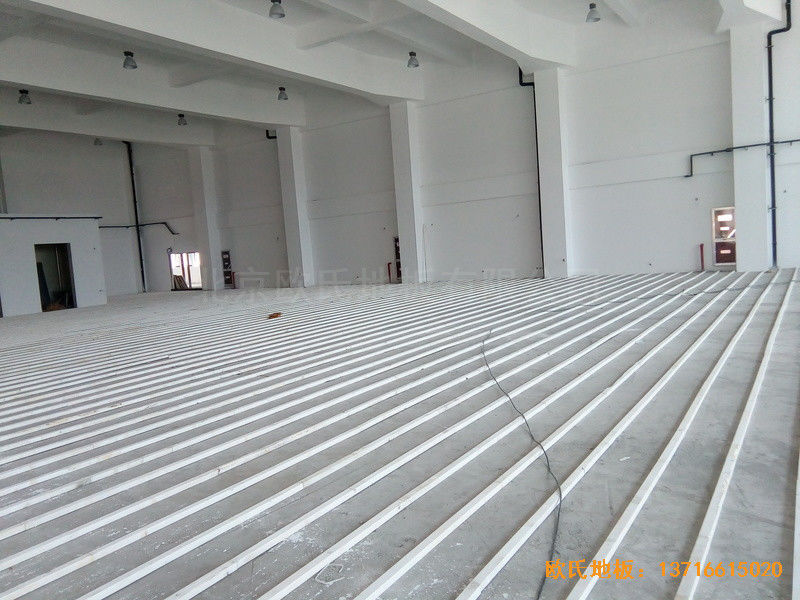 南京浦口区复兴小学运动馆运动地板施工案例1