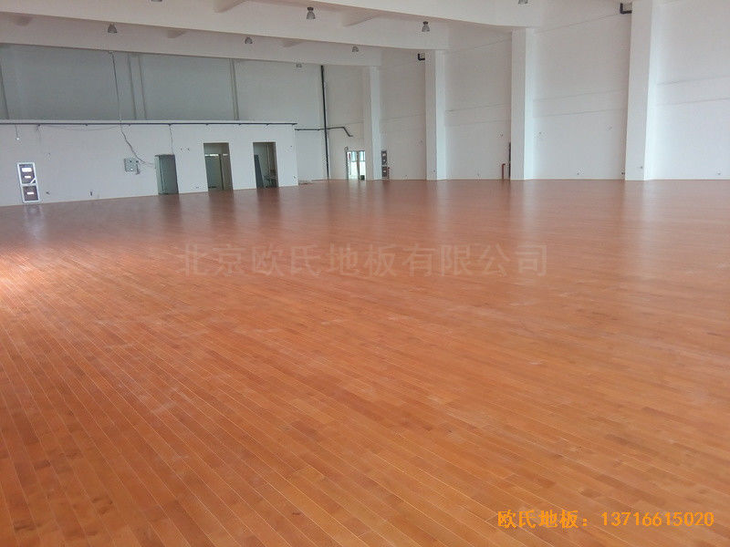 南京浦口区复兴小学运动馆运动地板施工案例5