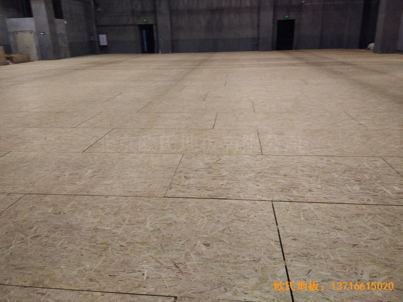 厦门华美空间篮球馆体育木地板施工案例2