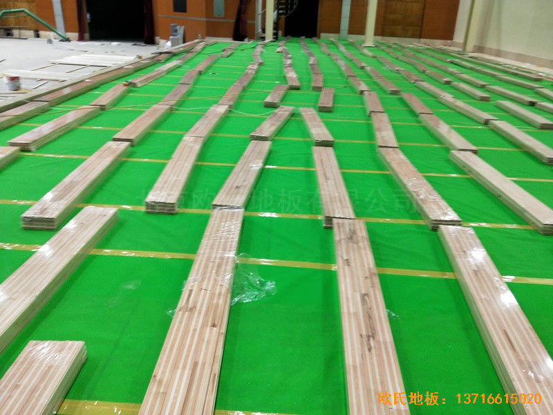 四川白头镇13667部队运动馆体育地板铺装案例3