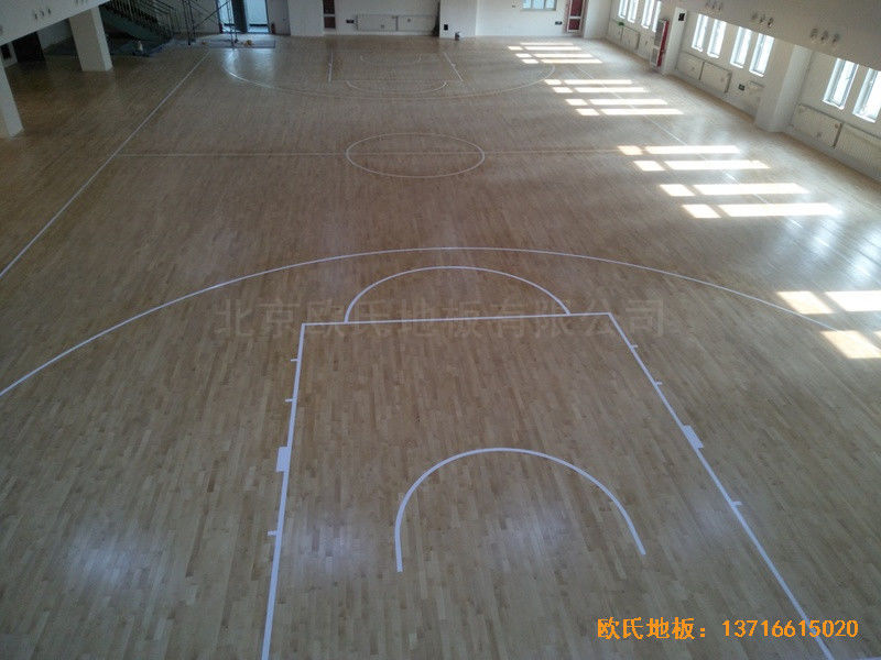 天津一号路四十八中篮球馆运动木地板施工案例0