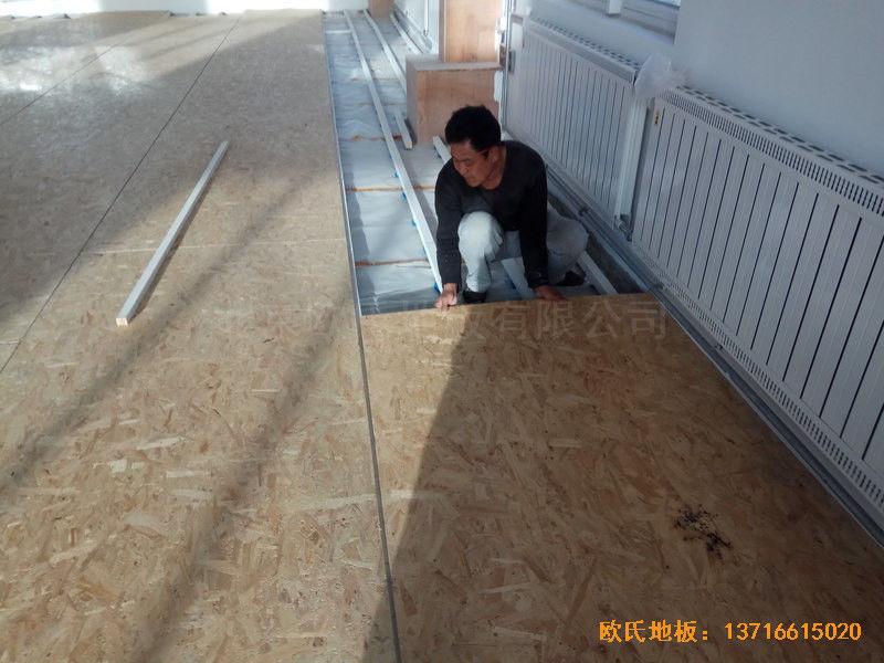 天津西青区梨园监狱篮球馆运动木地板安装案例2