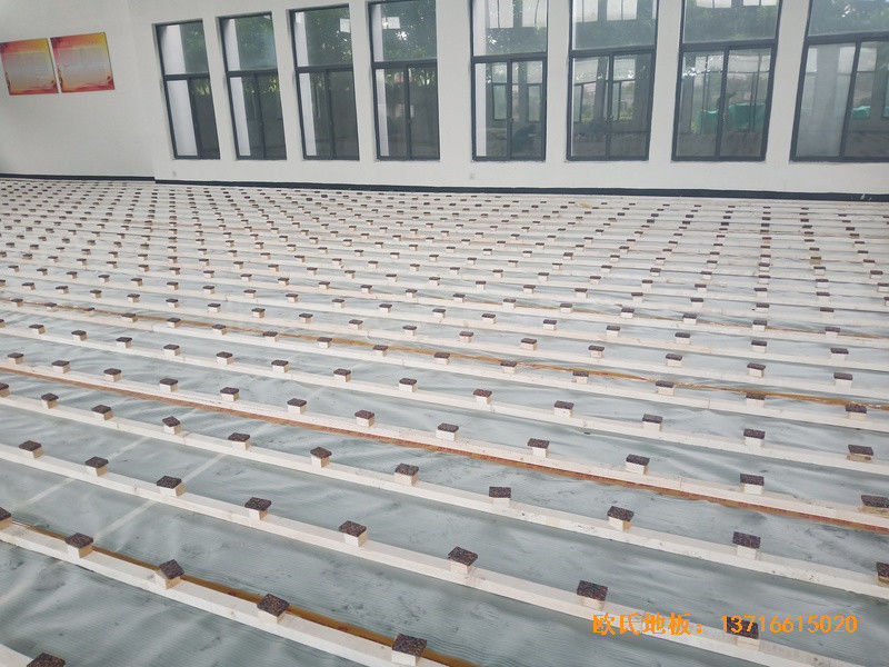 宁波中国石油储蓄基地运动馆体育木地板施工案例1