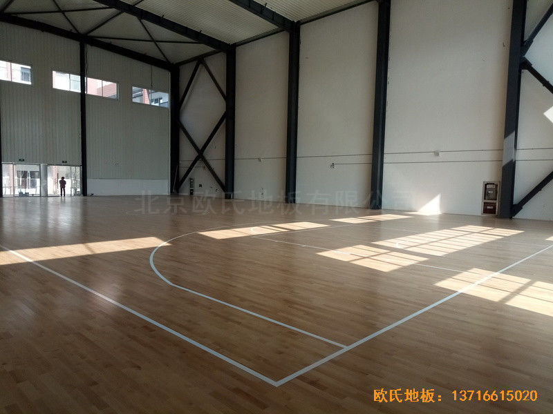 安徽太阳城小学体育馆运动木地板施工案例0