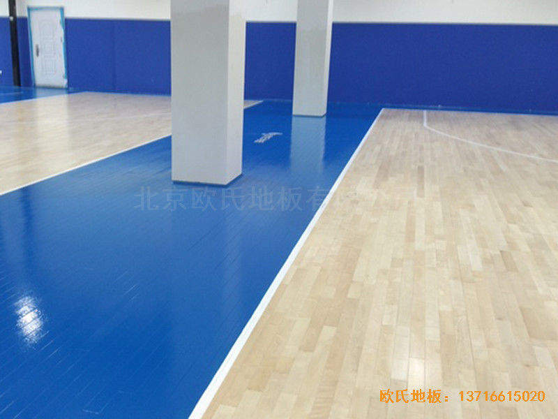 上海虹梅南路2599鑫空蓝球馆体育地板安装案例3