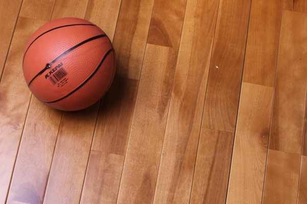 篮球馆木地板选购应考察什么