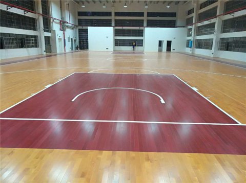 篮球场运动木地板的优点和价格