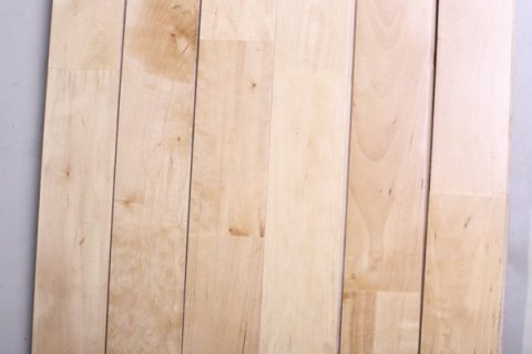 搭建大型舞台，铺运动木地板前需做好前期工作
