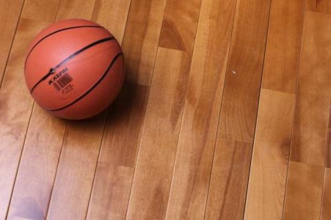 篮球场木地板厂家哪家好