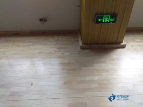 运动木地板养护防潮技窍